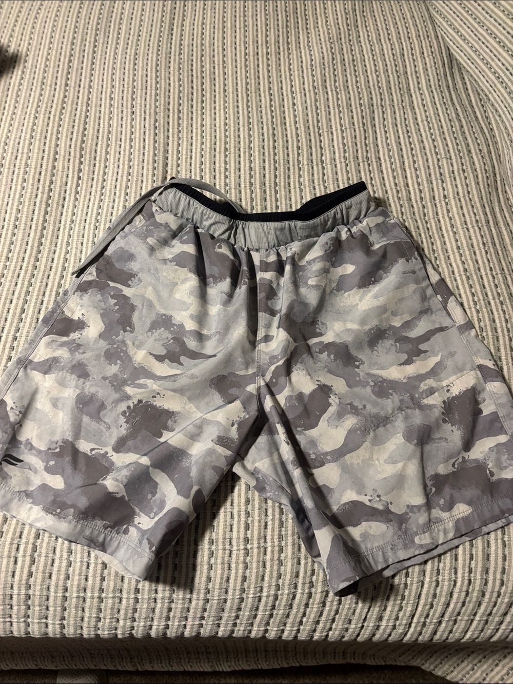 Fabletics Men's Gray Camo Athletic Shorts